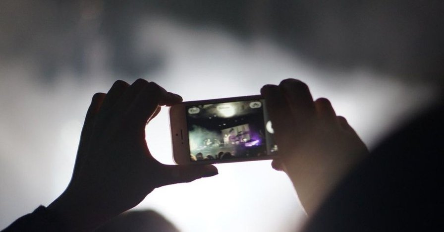 5 accessories to improve your crappy Meerkat videos