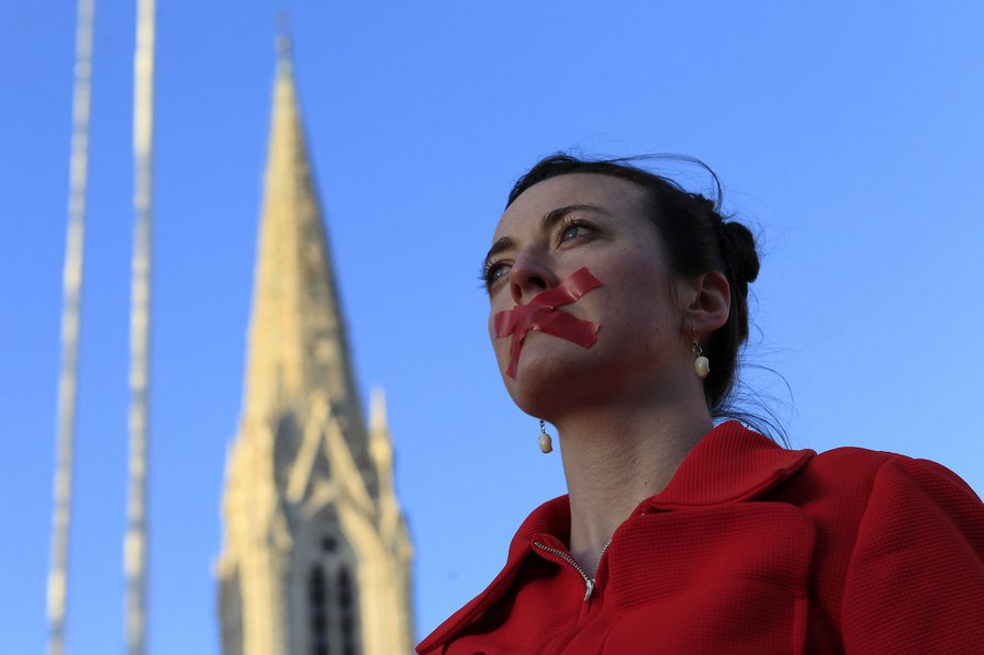 In Catholic Ireland, Battle Lines Drawn Over Abortion as Election Looms