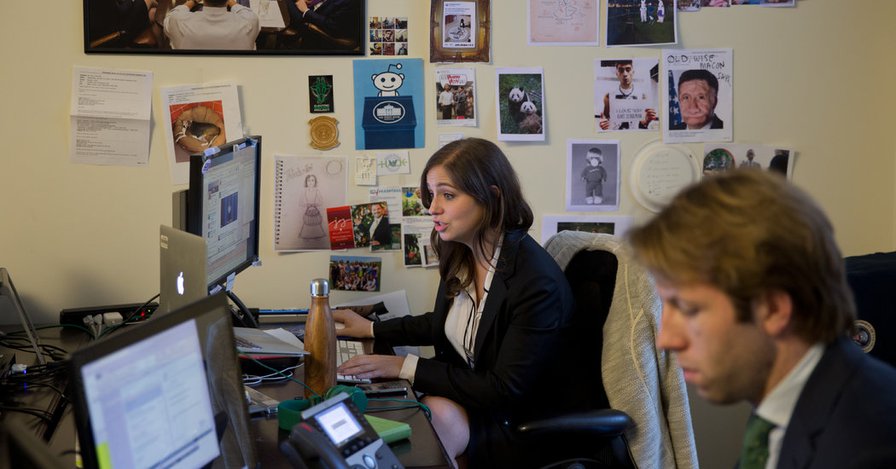 A Digital Team Is Helping Obama Find His Voice Online