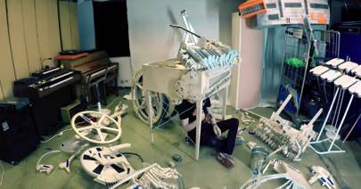 Wintergatan's 'Marble Machine' makes music with 2,000 marbles