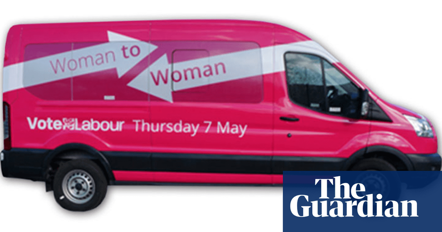 Pink bus of Labour women on 'kitchen table' tour to woo female voters