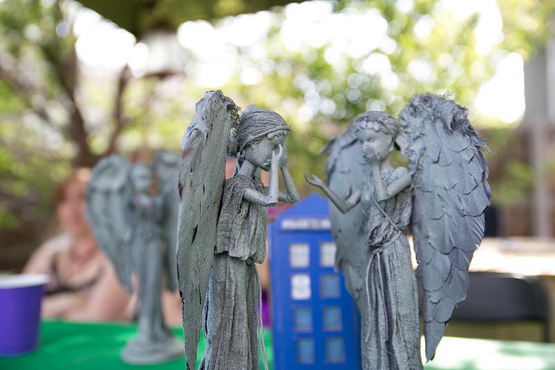 How to turn Barbies into Doctor Who Weeping Angels