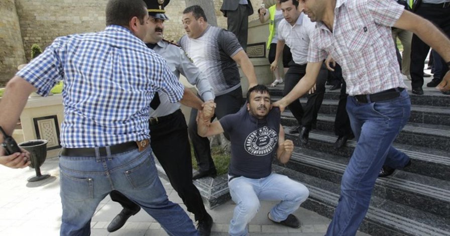 #Azerbaijan: Authorities Violently Disperse Peaceful Rallies