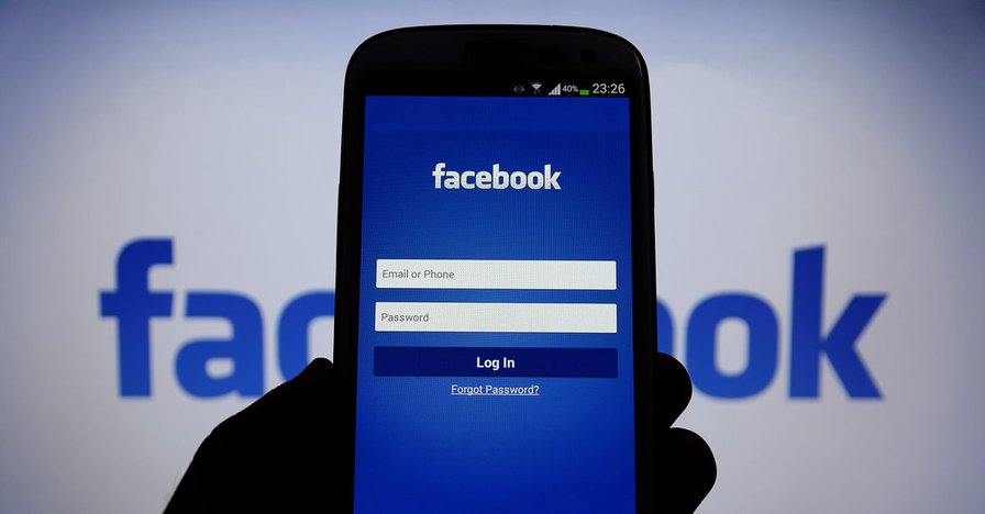 Will posting a status update protect your privacy on Facebook?