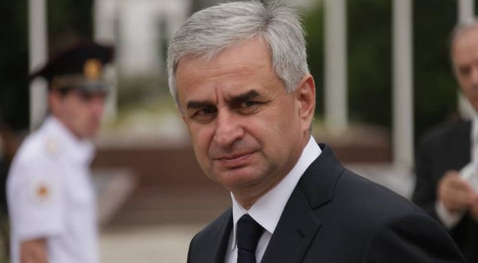 Russia issues ultimatum to Abkhazia