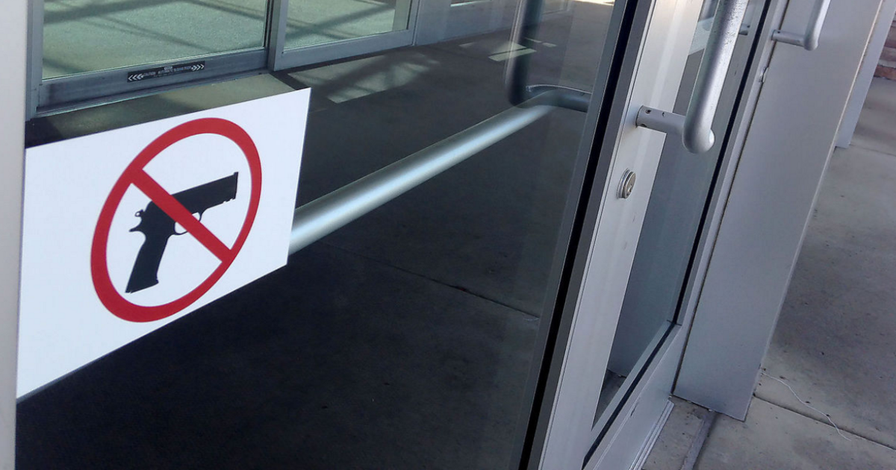 Texas Gun Lovers Start to Think Open Carry not such a Great Idea
