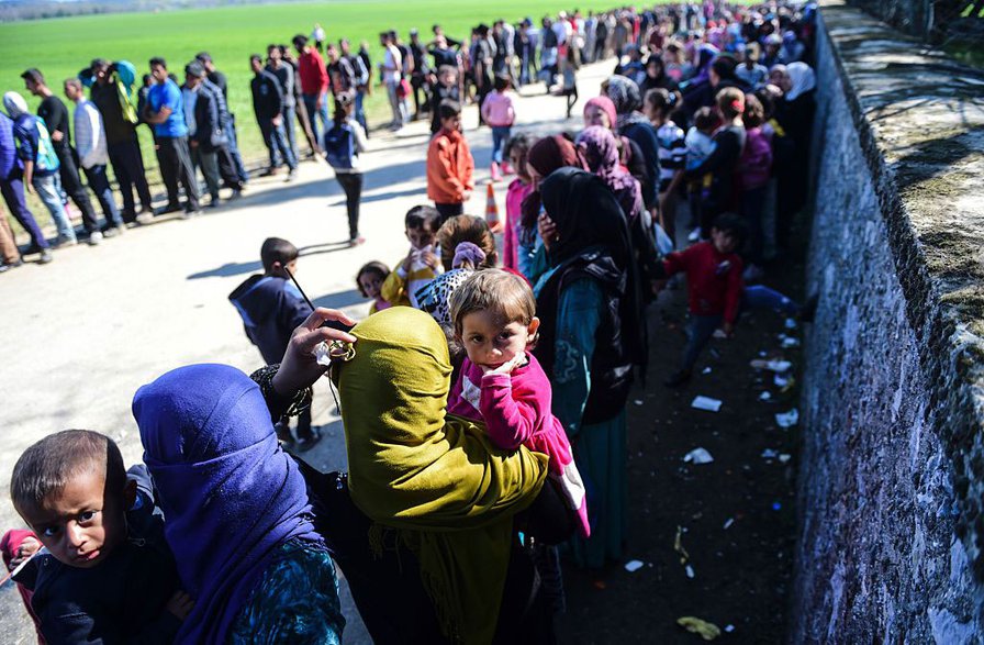 How Europe Can Pay For The Solution Of The Refugee Crisis