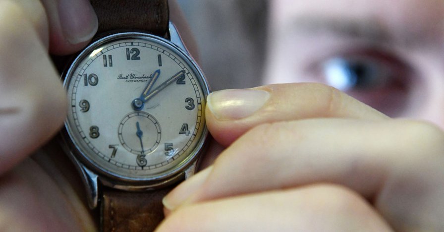 EU countries stop clock on Commission’s time change plan