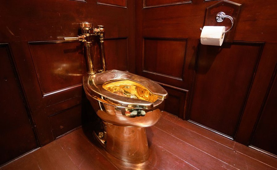 Golden Toilet Stolen From the U.K.'s Blenheim Palace