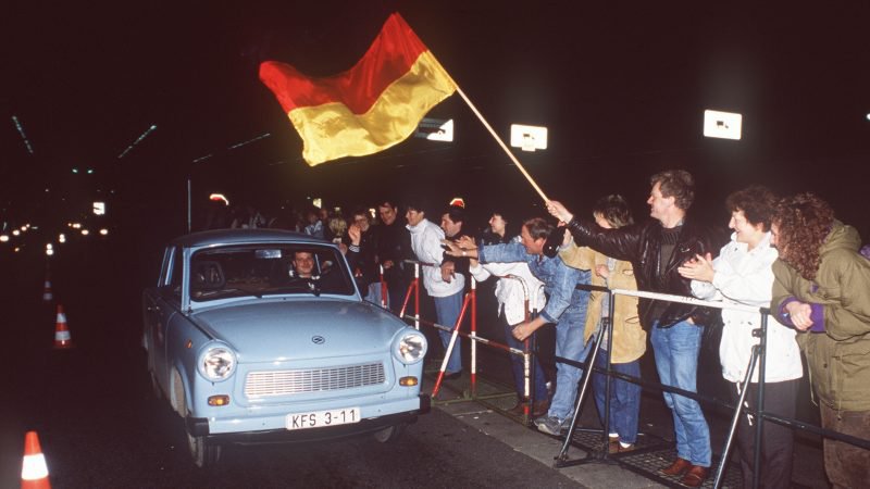 The journalist question that fractured the Berlin Wall